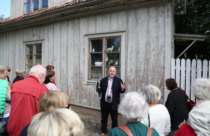 Tidigare  stadsarkitekten, PG Ylander.